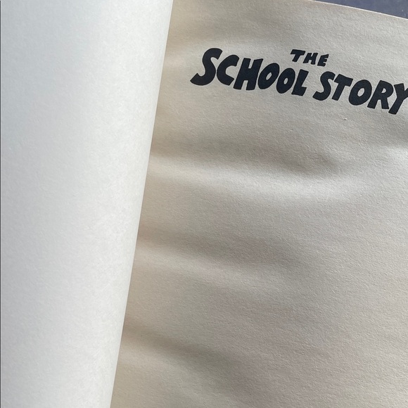 The school story book - Picture 3 of 4